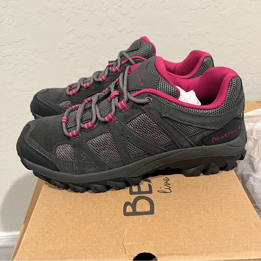 New! Bearpaw Olympus grey pink hiking sneaker